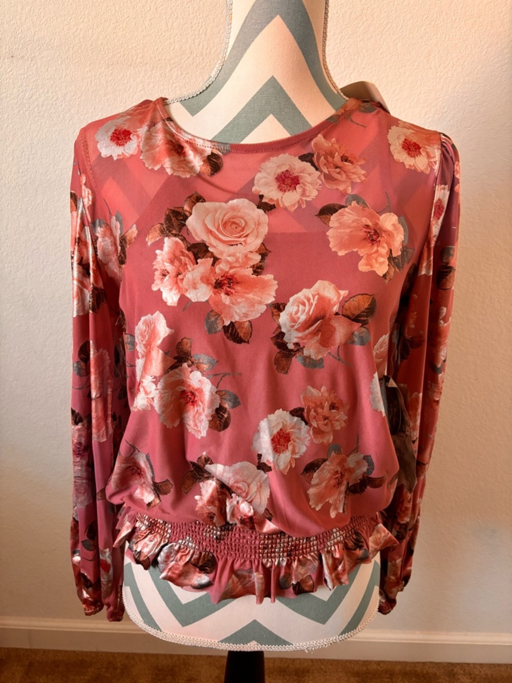 Crave Fame Floral Top size Large Junior’s NWT